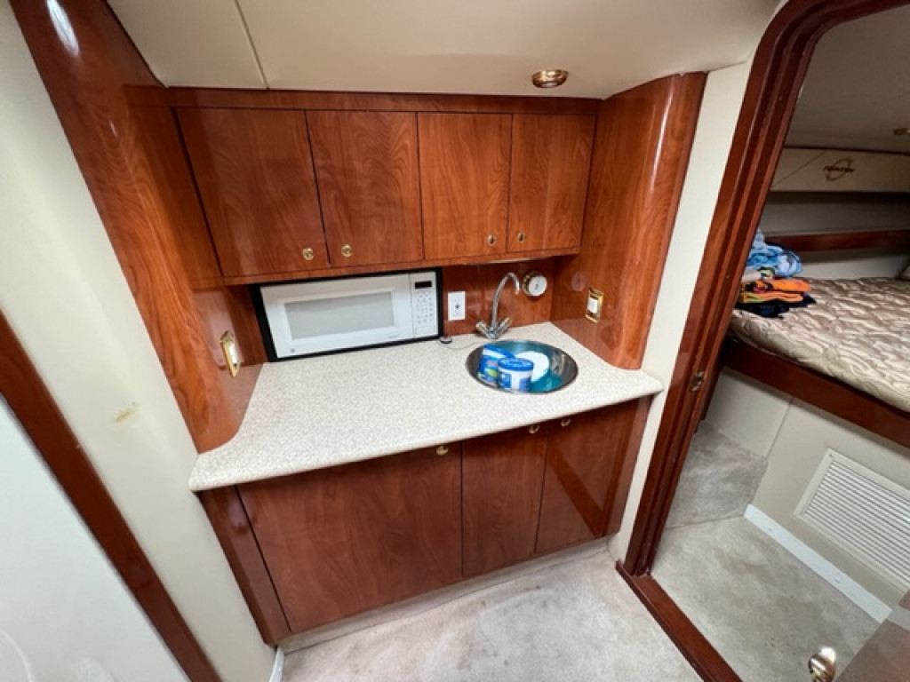 Fountain 38 Express Cruiser Sunrise Beach, MO 65079