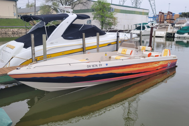 1990 Wellcraft 26 Scarab Sprint