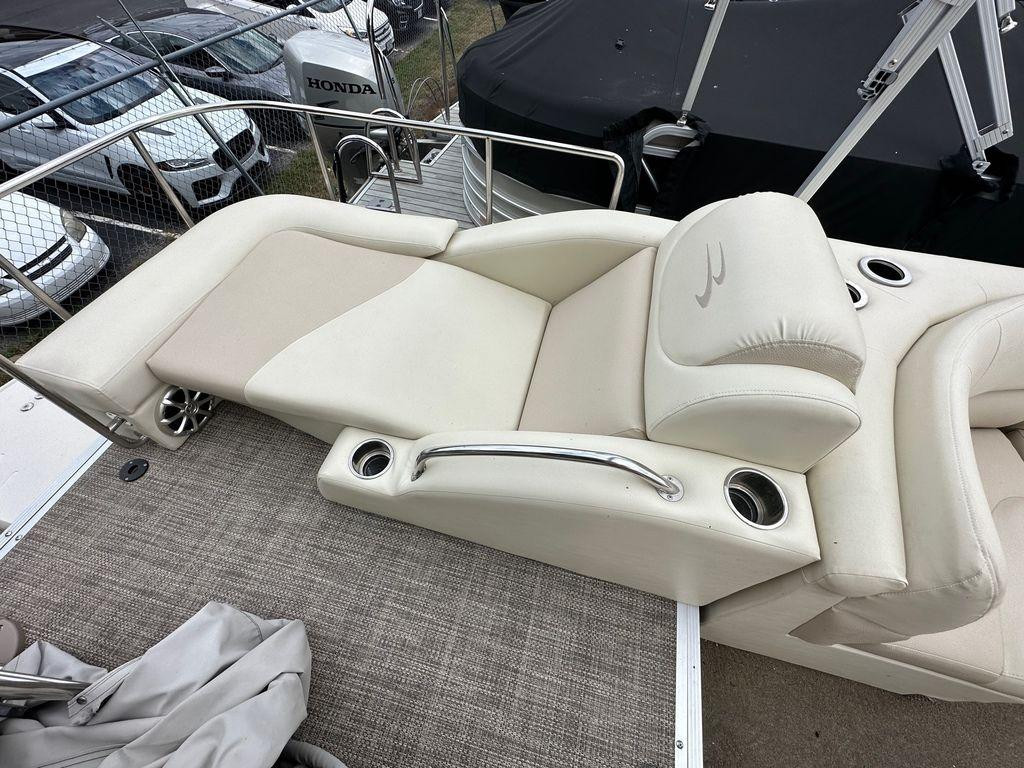 Bennington 2875 QCW IO Osage Beach, MO 65065