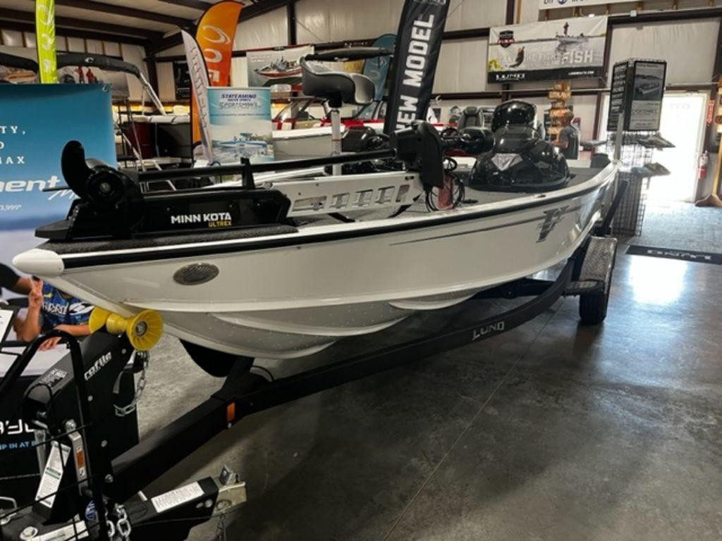 Lund 1875 Pro V Bass XS Belton, MO 64012