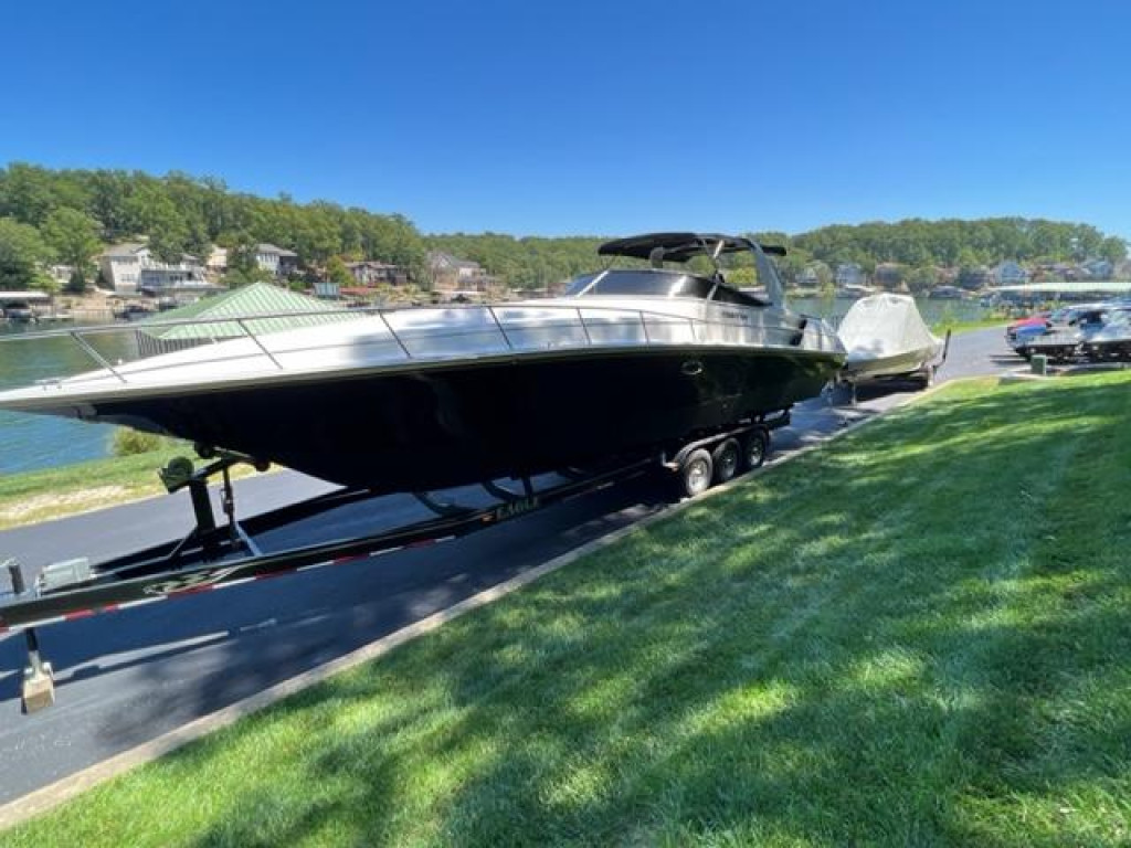 Fountain 38 Express Cruiser Sunrise Beach, MO 65079