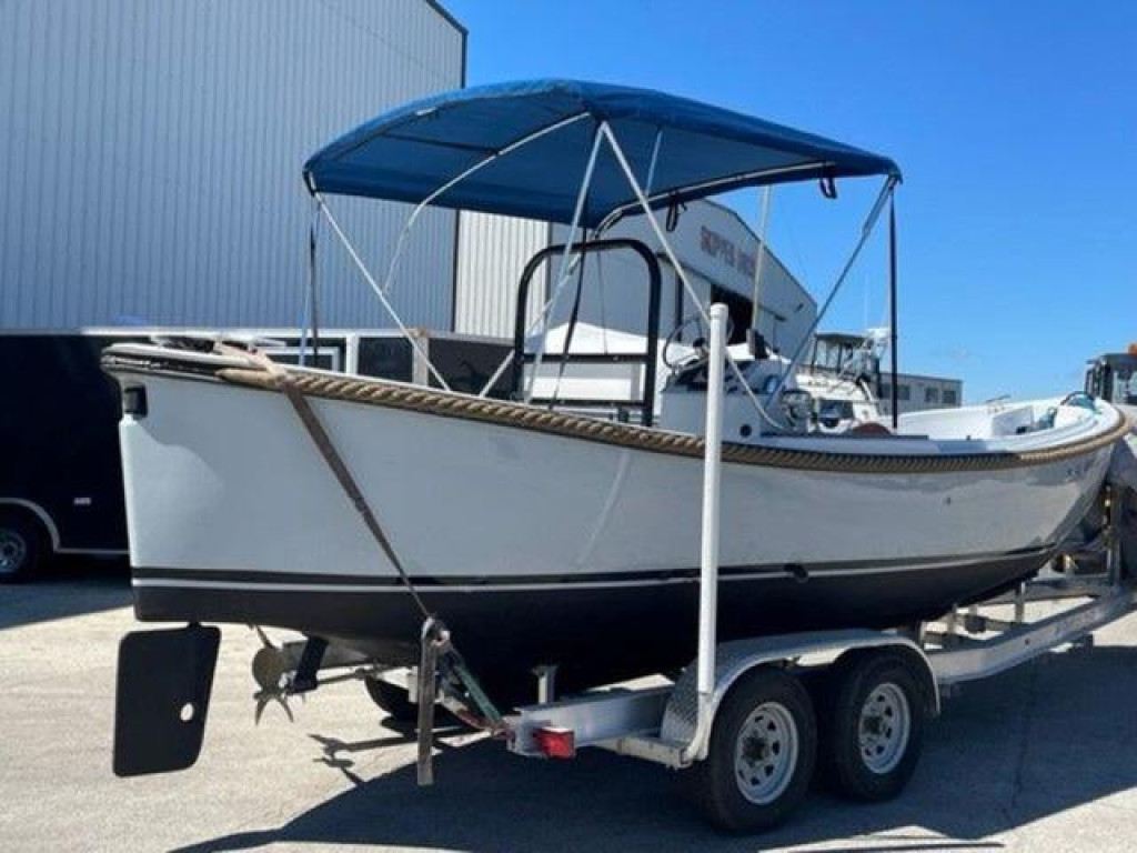 Uniflite 26 Whale Boat Sturgeon Bay, WI 54235