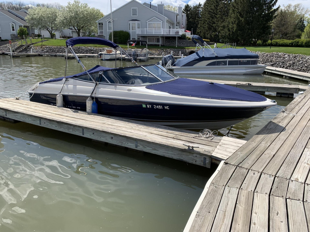 Bayliner 2250LS Canandaigua, NY 14424