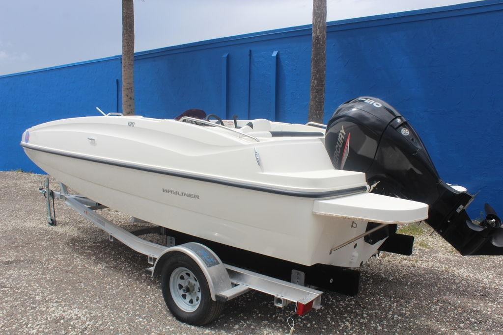 Bayliner 190 Deck Boat Lake Placid, FL 33852