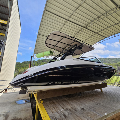 2016 Yamaha 242 Limited S E-Series