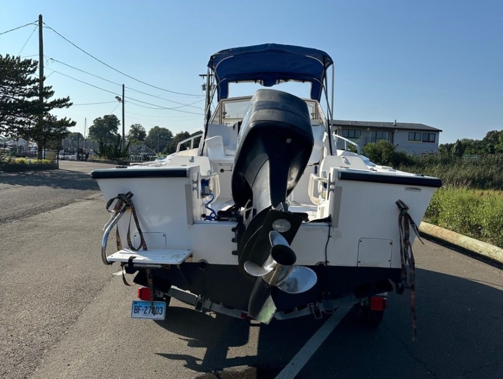 Mako 223 Walkaround - Madison, CT 6443
