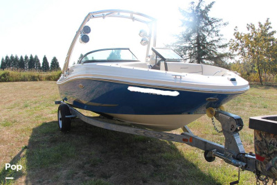 2015 Sea Ray 190 Sport