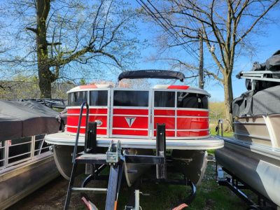 2022 Trifecta 24' LE Series RF w/ Mercury 150 HP Outboard