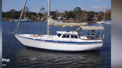 1987 Gulf Coast 32 Pilothouse