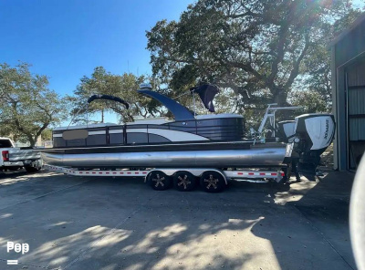 2019 Bennington 30-RSR