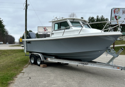 2025 Parker 2420 Sport Cabin