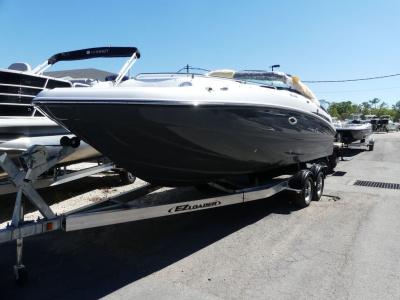 2025 Hurricane SunDeck 2400 OB