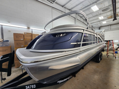 2023 Bennington 25 QCL *TRI-TOON* *151 hours!*