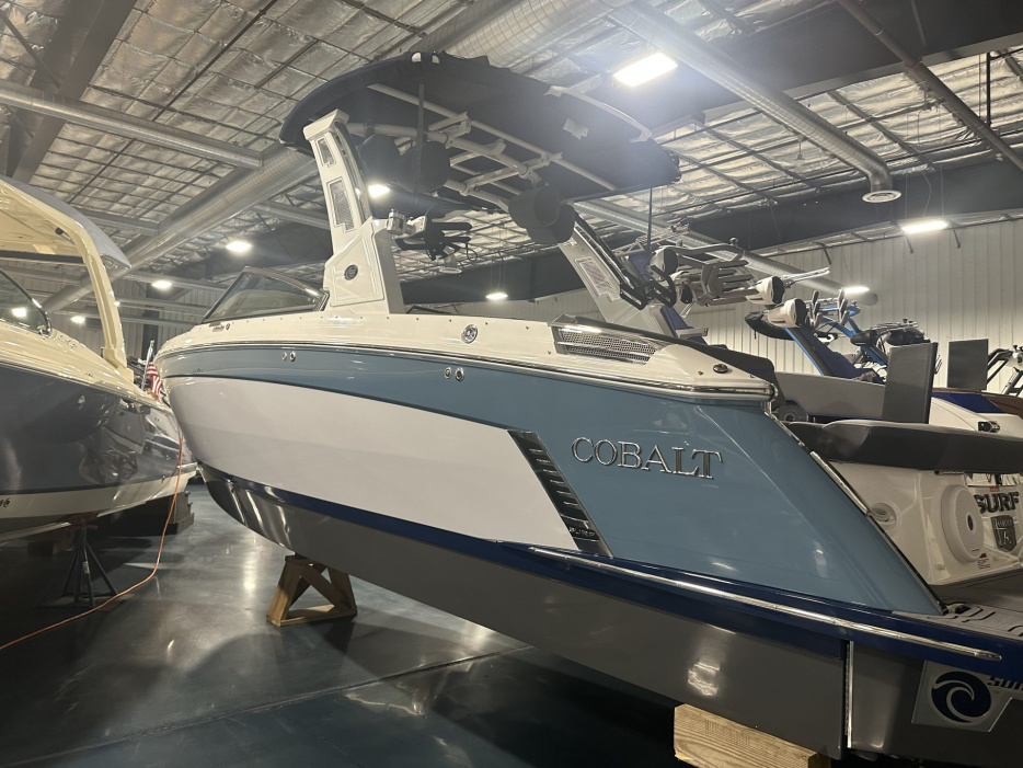2024 Cobalt R8 SURF - For Sale at Lake George, NY 12845 - ID 573208