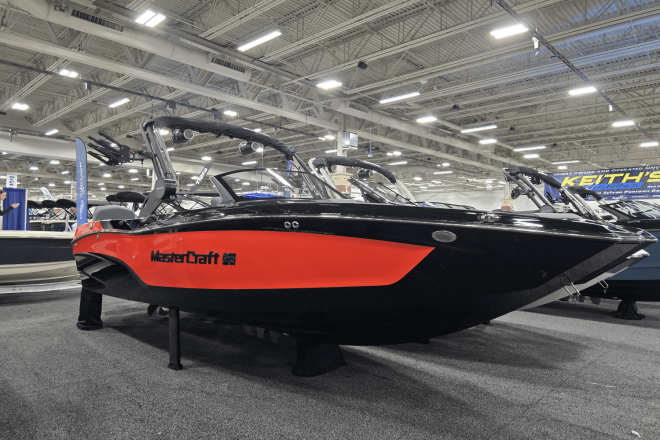 2025 Mastercraft XT22