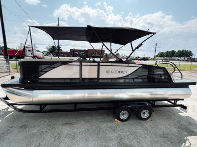 2024 Godfrey Monaco 23'-25' Rear Lounge Tritoon - 235 RL