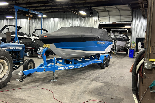 2017 Mastercraft XT23