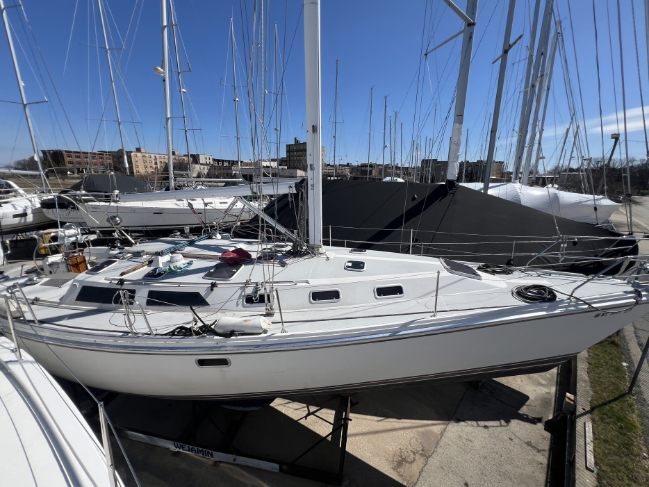 1993 Catalina 42 MKI - For Sale at Racine, WI 53402 - ID 574912