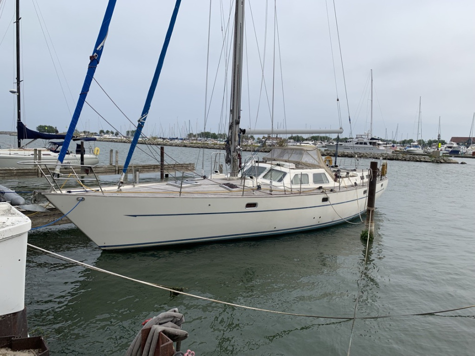 1987 Oyster 46.5 - For Sale at Racine, WI 53402 - ID 574944