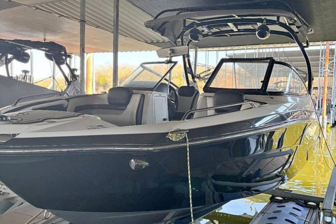 2017 Yamaha 242x