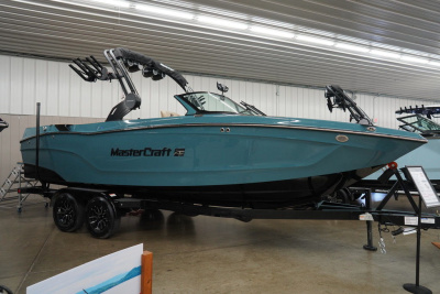 2025 Mastercraft XT Series