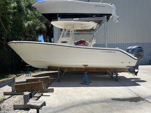 2019 Cobia 261 Center console - For Sale at Miami, FL 33101 - ID 575396