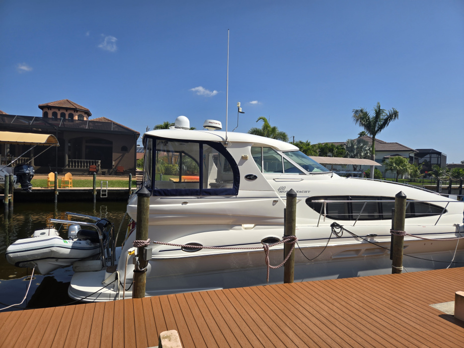 2004 Sea Ray 480 Motor Yacht - For Sale at Cape Coral, FL 33914 - ID 576338