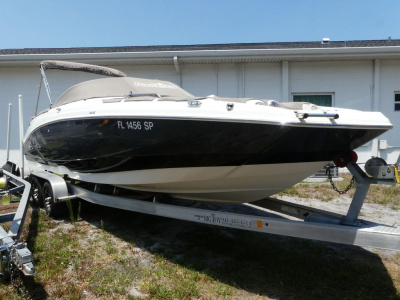 2020 Nautic Star 243 DC