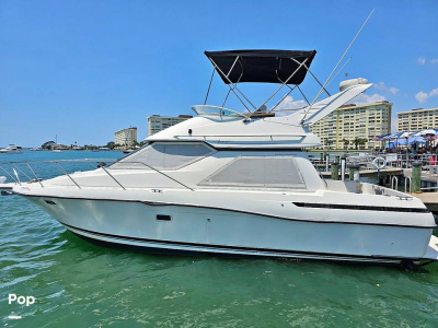 1997 Bayliner avanti command bridge 3488