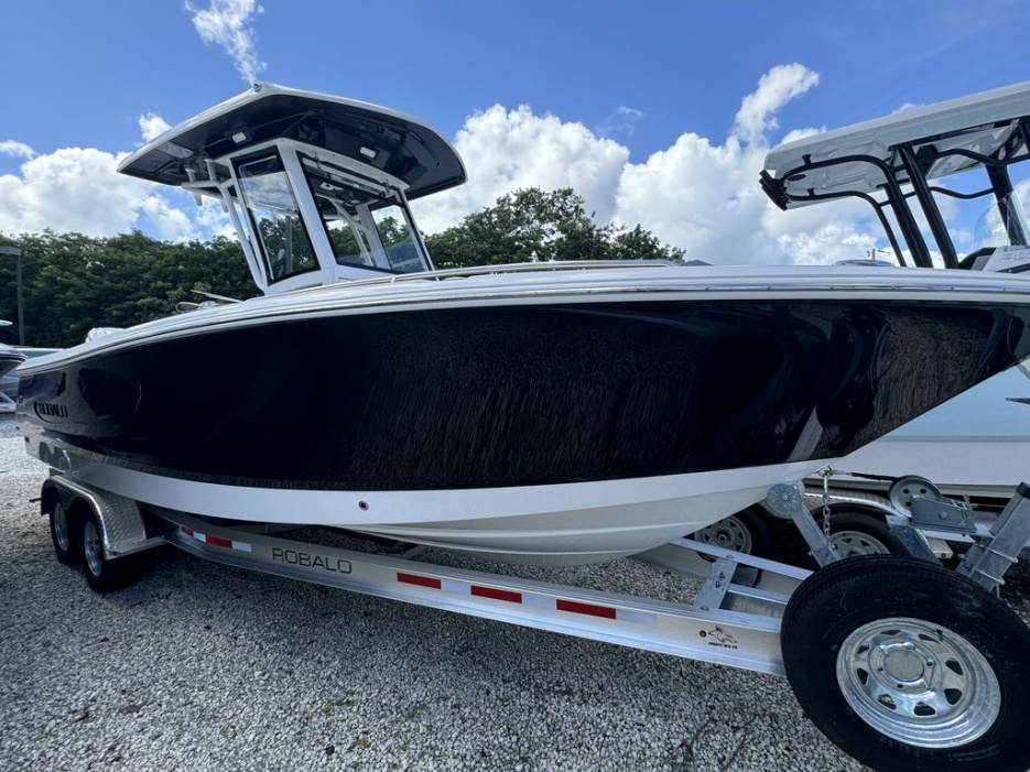 2025 Robalo R250 - For Sale at Key Largo, FL 33037 - ID 576893