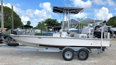 2015 Oyster Bay 19 Flats Boat