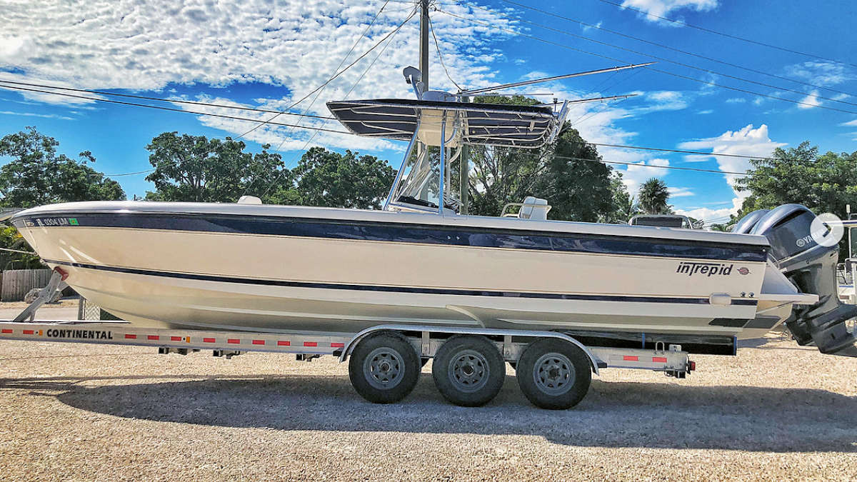 2001 Intrepid 32 Open Center Console - For Sale at Key Largo, FL 33037 - ID 577026