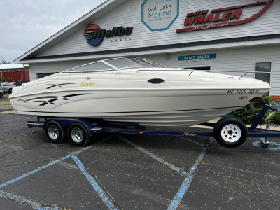2000 Rinker 232 CAPTIVA