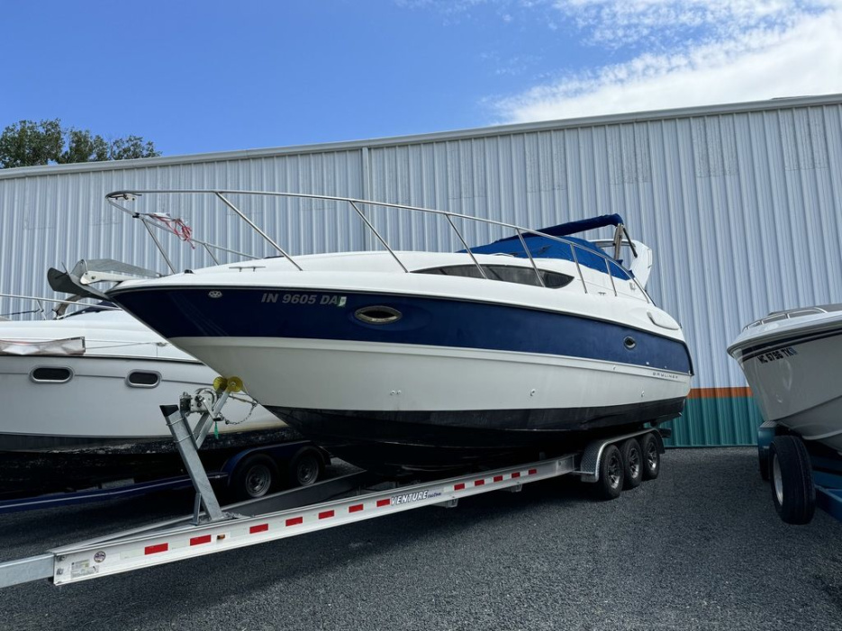2005 Bayliner 305 - For Sale at Coopersville, MI 49404 - ID 577744