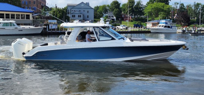 2025 Boston Whaler 380 Realm