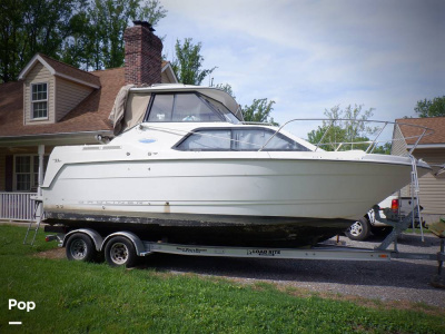 2005 Bayliner Classic 242