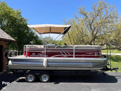 2023 Sun Tracker Party Barge 20 DLX