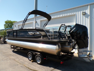 2025 Godfrey AquaPatio 255 SFL iMPACT + Package (29 in. Center Tube)