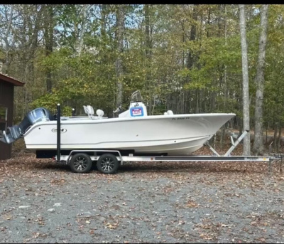 2021 Sea Hunt Triton 225