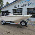 2025 Boston Whaler