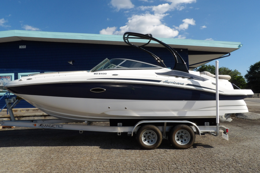 2018 Hurricane SD 2400 I/O - For Sale at Milledgeville, GA 31061 - ID 579826