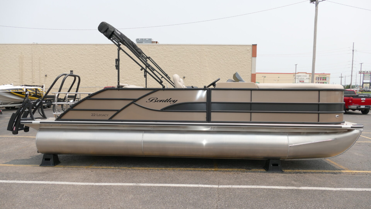 2026 Bentley Legacy 223 Swingback - For Sale at Saint Peters, MO 63376 - ID 578349