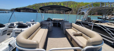 2022 Godfrey Sweetwater 2386