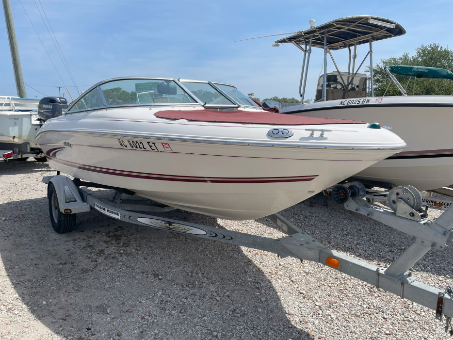 2000 Sea Ray 185 Bowrider - For Sale at Morehead City, NC 28557 - ID 578449