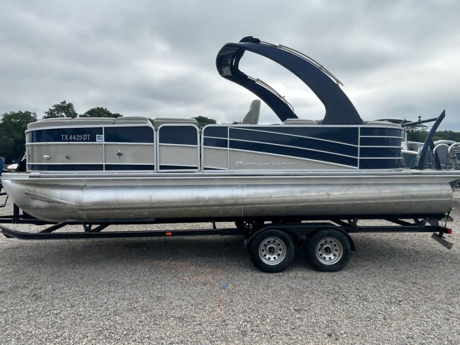 2016 Berkshire 23RFX 3.0 + - For Sale at Grand Prairie, TX 75052 - ID 580262