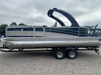 2016 Berkshire 23RFX 3.0 +