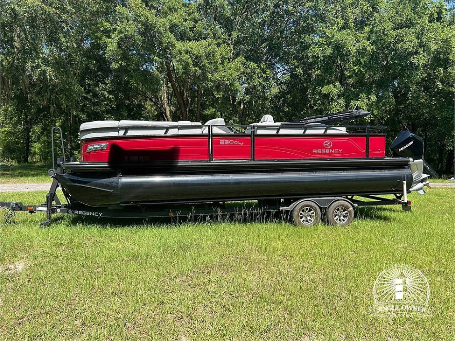 2023 Tracker Regency Series 250 DL3 - For Sale at Keystone Heights, FL 32656 - ID 578928