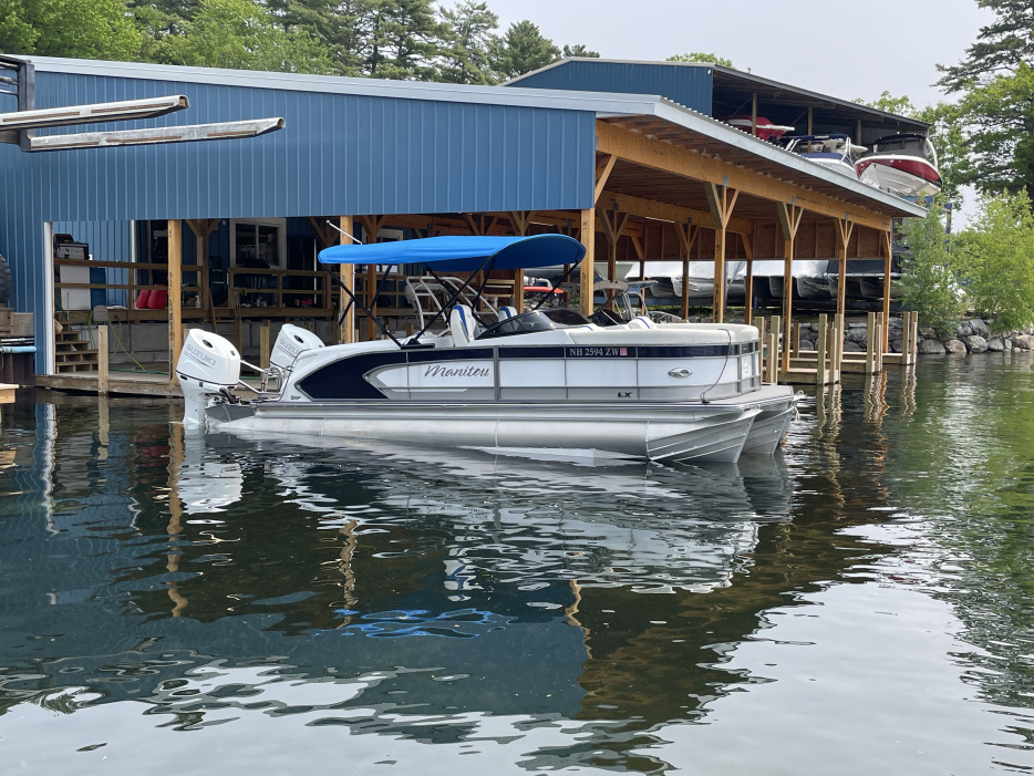 2021 Manitou 23 LX SHP Dual Engine - For Sale at Moultonborough, NH 03254 - ID 580426