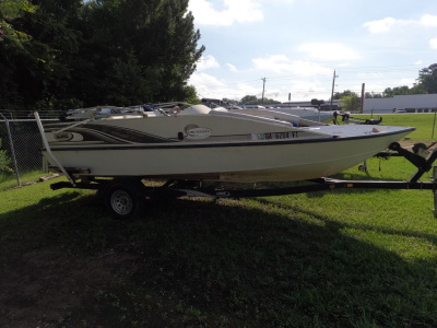 2000 Lowe Suncrusier