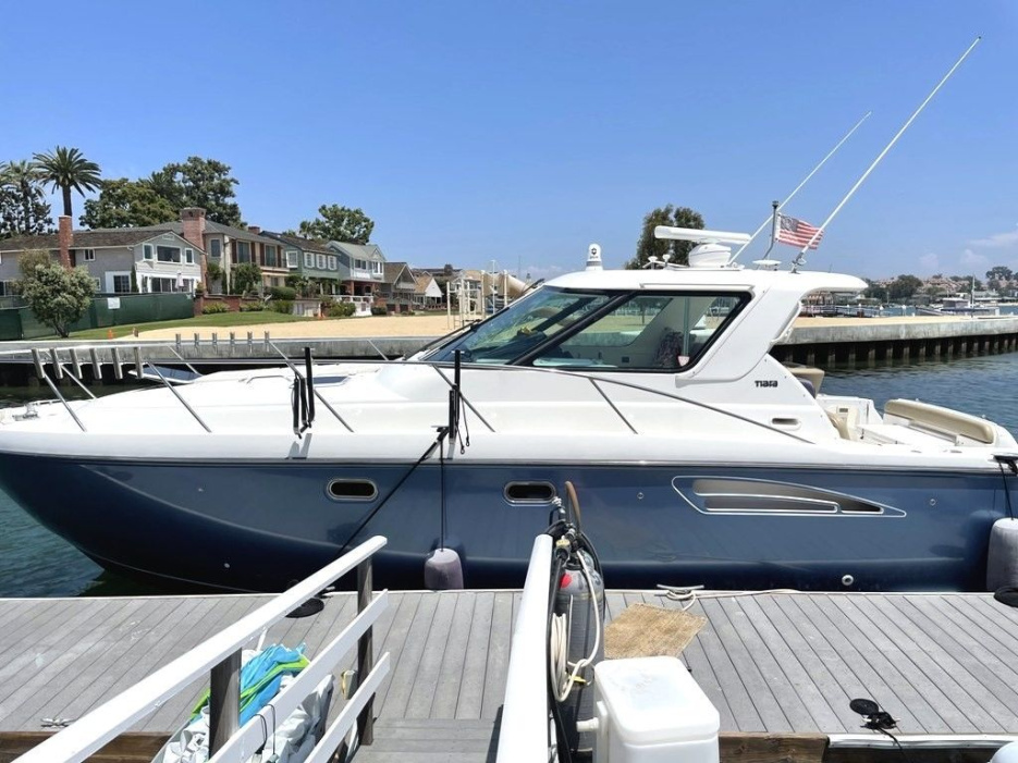2004 Tiara 3600 Sovran - For Sale at Marina del Rey, CA 90292 - ID 581904